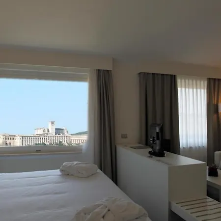 Th - Cenacolo Hotel Assisi