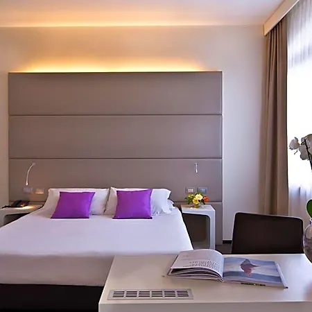 Th - Cenacolo Hotell 4*