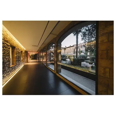 Th - Cenacolo Hotell