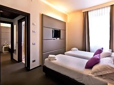 Th - Cenacolo Ξενοδοχείο 4*