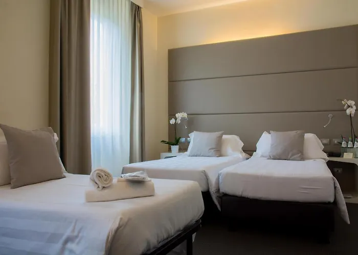 Otel Th - Cenacolo 4*