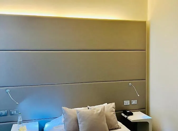 Hotel Th - Cenacolo 4*