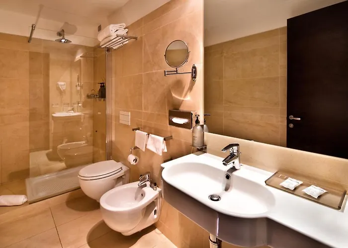 Hotel Th - Cenacolo 4*