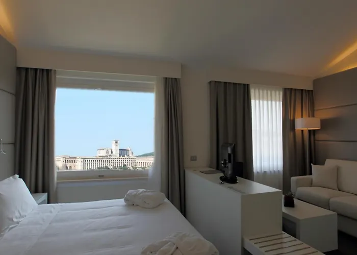 Th - Cenacolo Hotel Assise