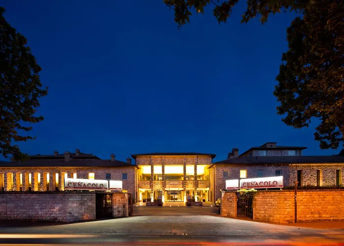 Hotel Th - Cenacolo 4*